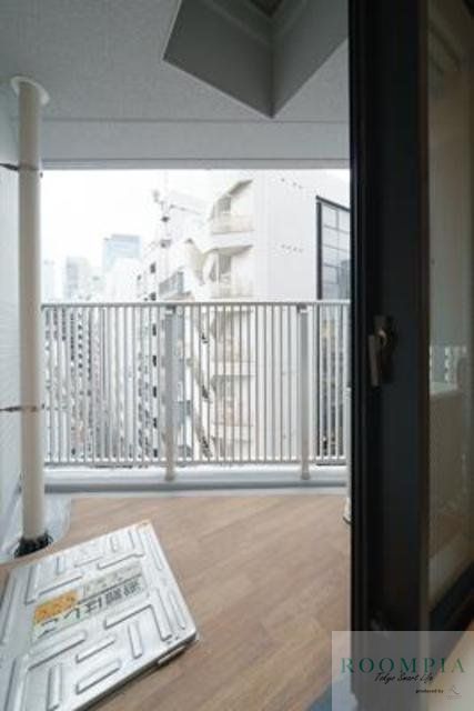 バルコニー　同タイプの別部屋の写真です