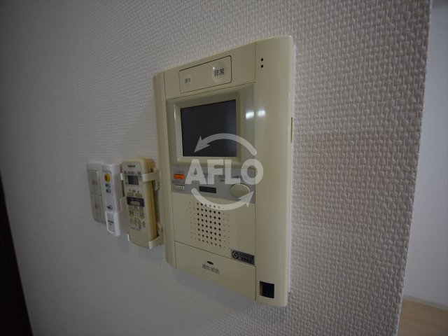 セキュリティ　グランシス天満橋　TVモニター付きインターホン