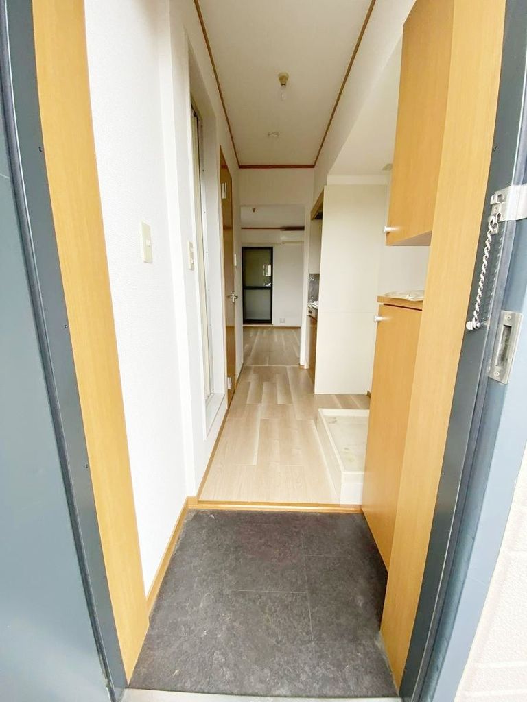玄関　設備