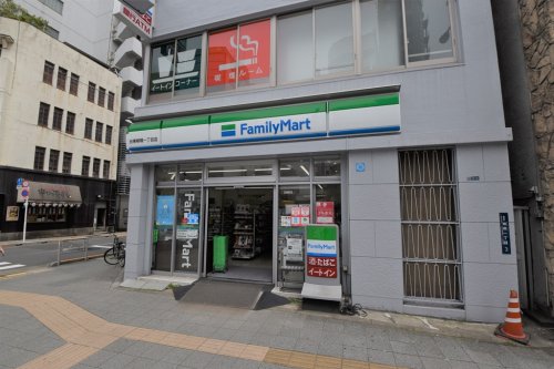 コンビニ　ファミリーマート 台東柳橋一丁目店（コンビニ）まで452m