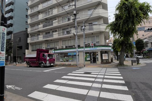 コンビニ　ファミリーマート 浅草橋二丁目店（コンビニ）まで418m