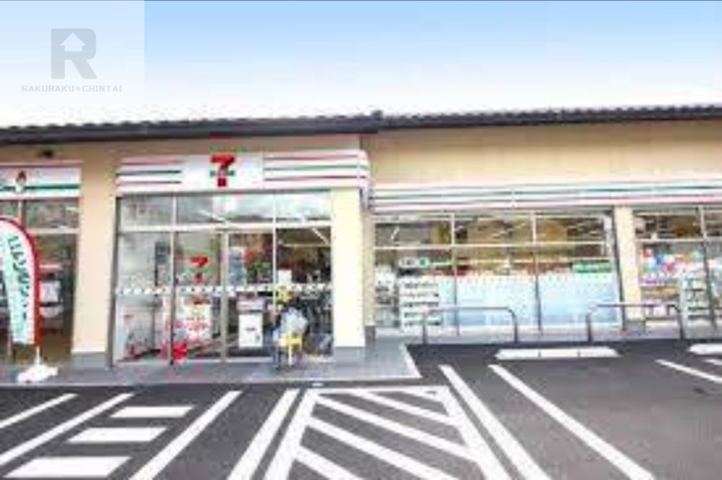 コンビニ　セブンイレブン 伏見桃山南口店（コンビニ）まで444m
