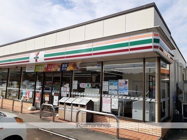 コンビニ　セブンイレブン富山北代店（コンビニ）まで350m