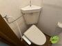 トイレ　こちらはトイレです。清潔感があり、安心して使用できます。