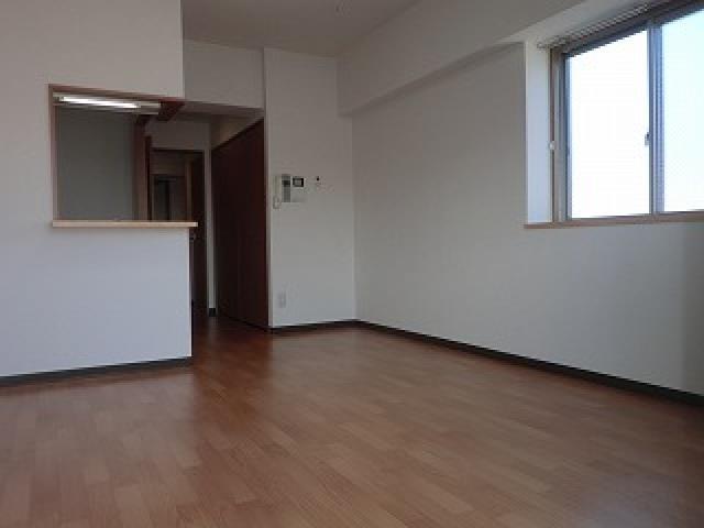 その他部屋・スペース　フローリング仕様で家具の配置もしやすいお部屋です♪