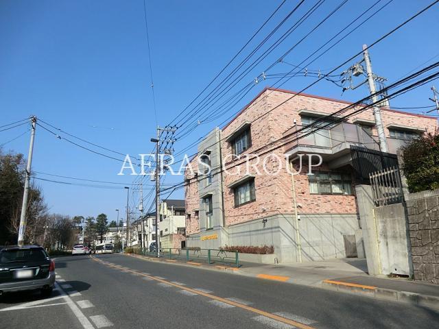 幼稚園・保育園　ぽけっとランド深大寺保育園（幼稚園・保育園）まで528m