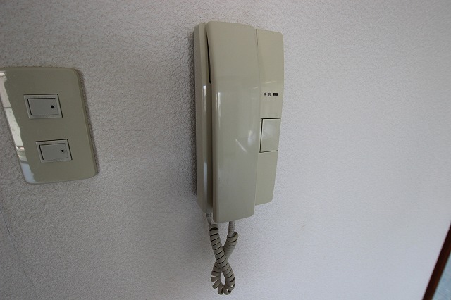 セキュリティ　別号室の写真です（反転）