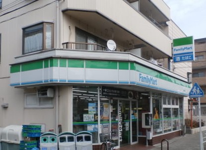 コンビニ　ファミリーマート 川崎坂戸店（コンビニ）まで208m