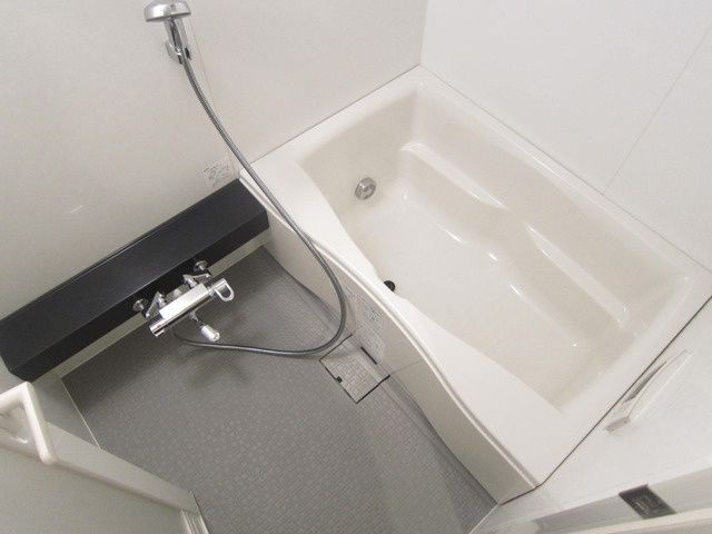 バス・シャワールーム　日々の暮らしに欠かせないお風呂です