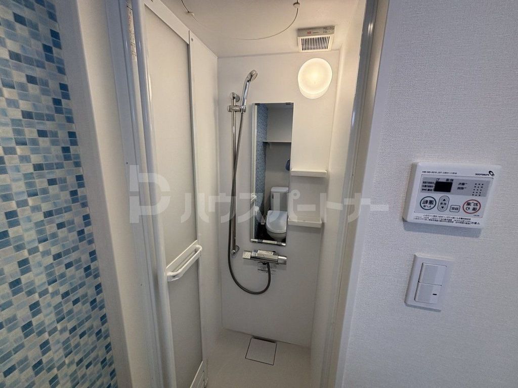 バス・シャワールーム　シャワールーム