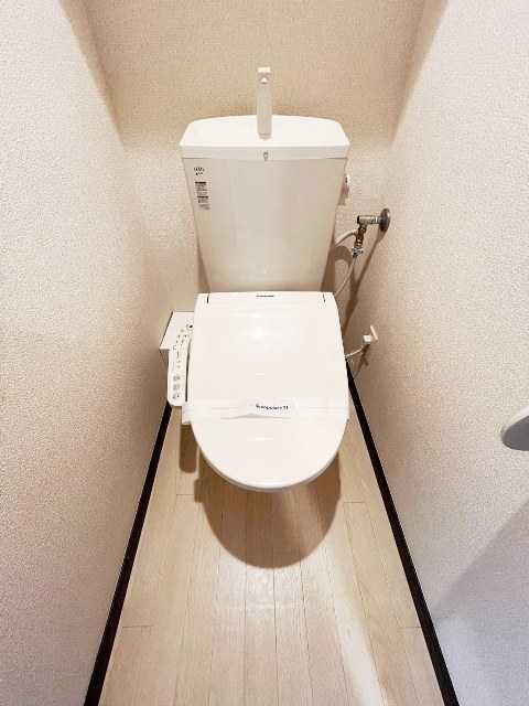 トイレ　別部屋同仕様タイプ