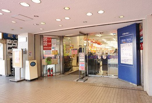スーパー　東武ストア 王子店（スーパー）まで657m