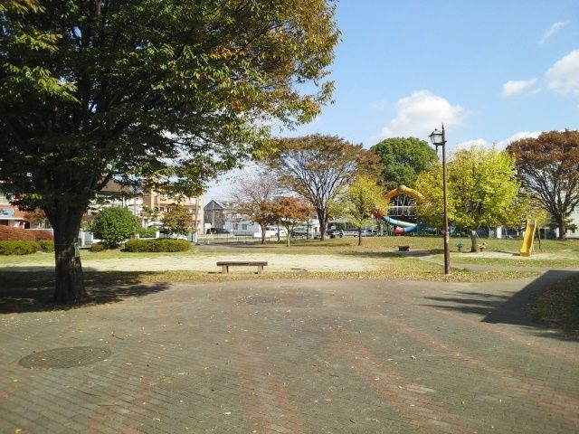 公園　八王寺中央公園（公園）まで750m