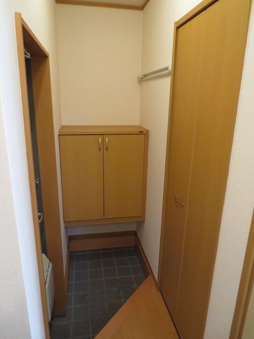 玄関　シューズボックス