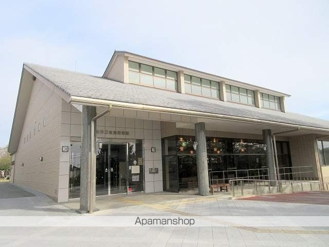 図書館　雄踏図書館（図書館）まで624m