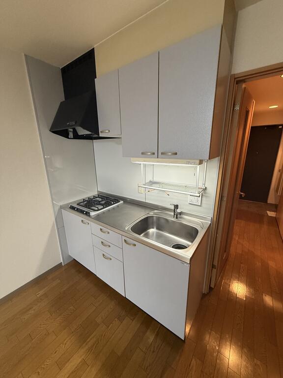 キッチン　※別号室の参考写真です