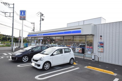 コンビニ　ローソン横浜下和泉店（コンビニ）まで463m