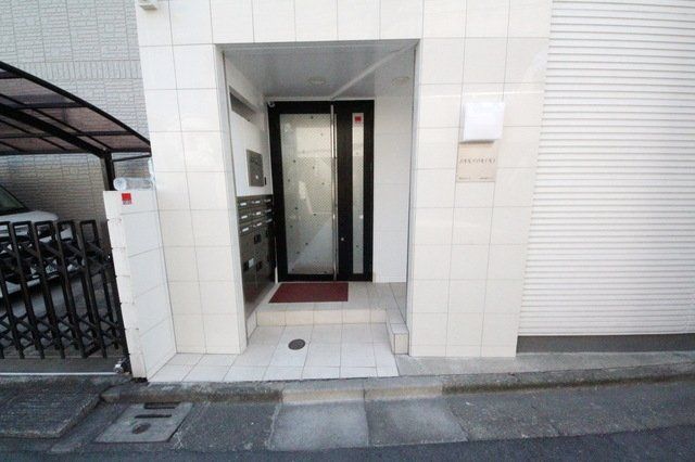 エントランス　エントランス