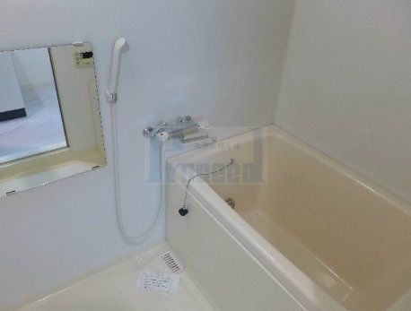 バス・シャワールーム　※別部屋参考写真※現況優先です