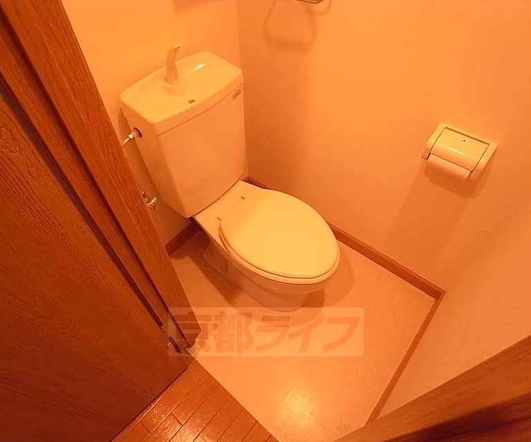 トイレ　清潔感のあるトイレです。