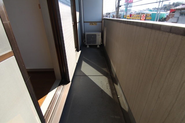 バルコニー　同間取り別部屋参考写真となります