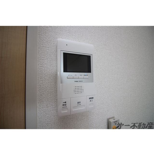 セキュリティ　モニター付きインターホン