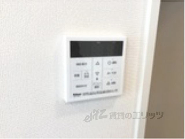 その他設備　給湯器リモコン