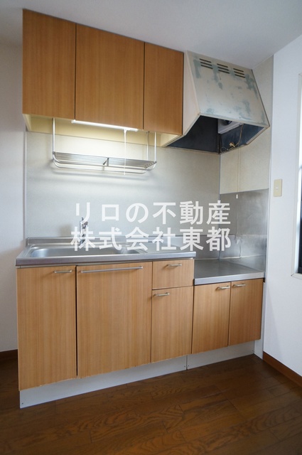 キッチン　システムキッチンは調理スペースも広くストレスなくお料理可能♪