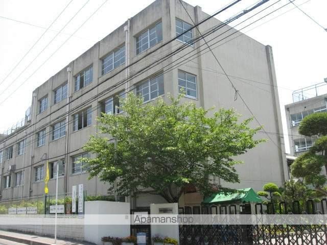 小学校　高槻市立清水小学校（小学校）まで832m