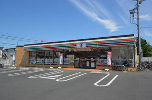 コンビニ　セブンイレブン柏豊住３丁目店（コンビニ）まで149m