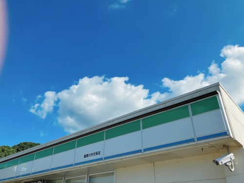 コンビニ　ファミリーマート 薩摩川内天辰店（コンビニ）まで339m