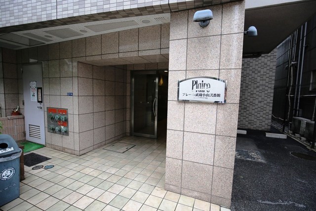 エントランス　エントランス