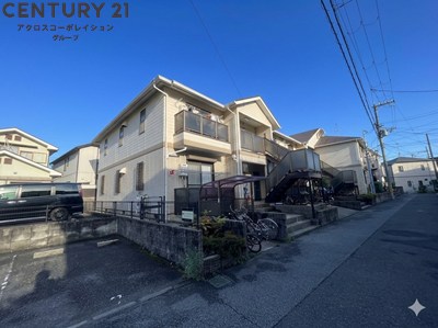 建物外観　敷地内に駐車場があります！