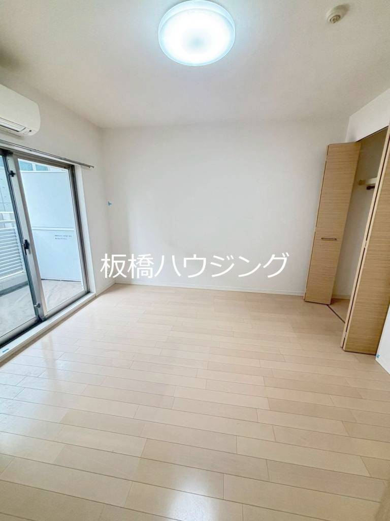 その他部屋・スペース　寝室