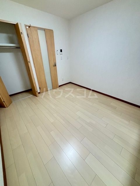 STRAIGHT oneの居間写真