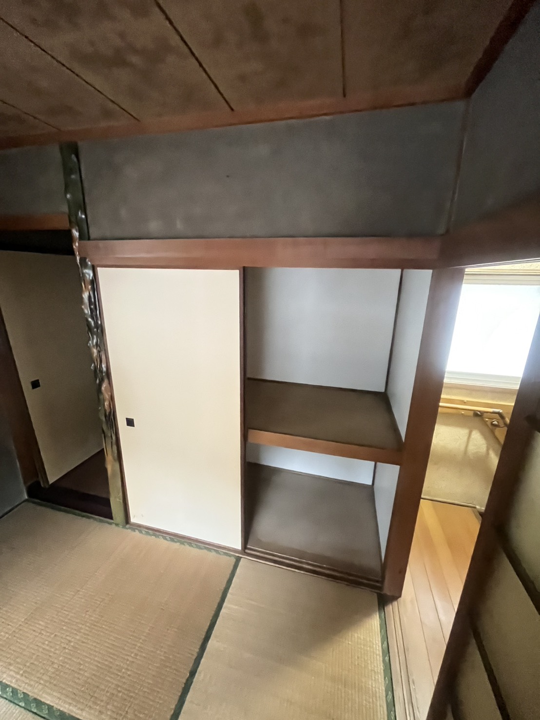 塩屋町字南谷戸建の内装写真