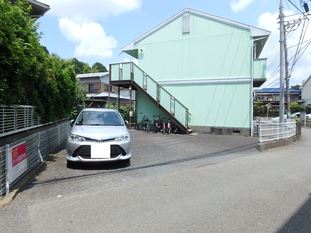 駐車場　敷地内駐車場（要空き確認）