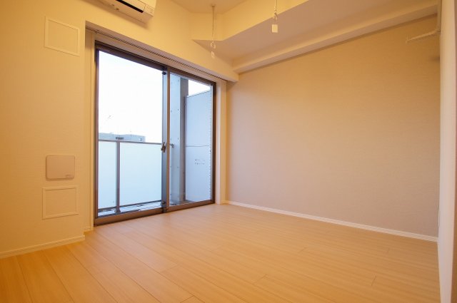 居室・リビング　洋室6帖のお部屋です。