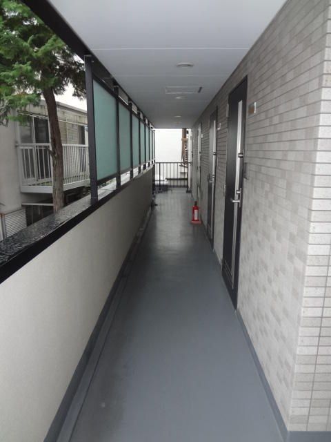 ロビー　エレンシア　豊島区高松２