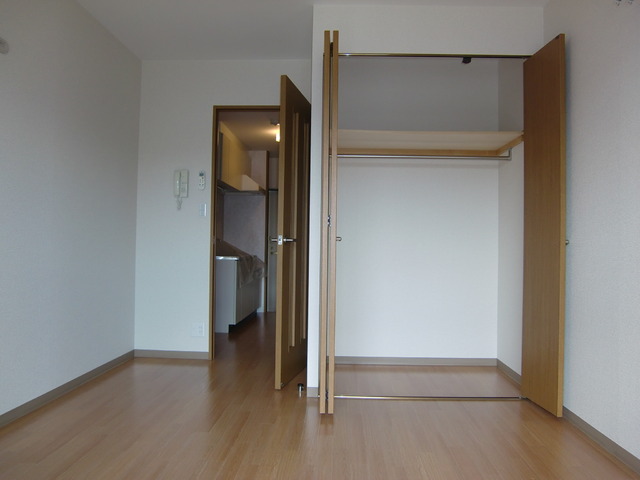 収納　※同物件別号室（イメージ）