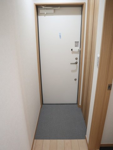 玄関　スッキリまとまった玄関です