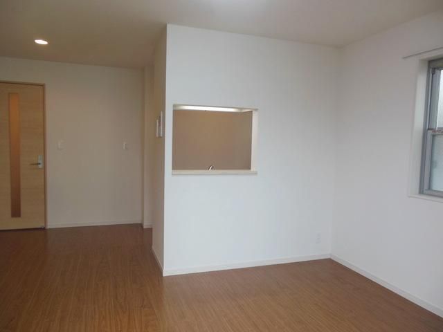 居室・リビング　★カウンターキッチンです★