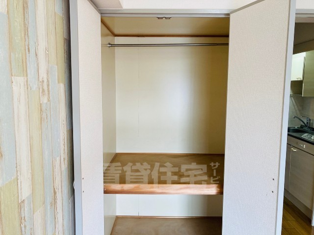 メタモルフゥオー中島の内装写真