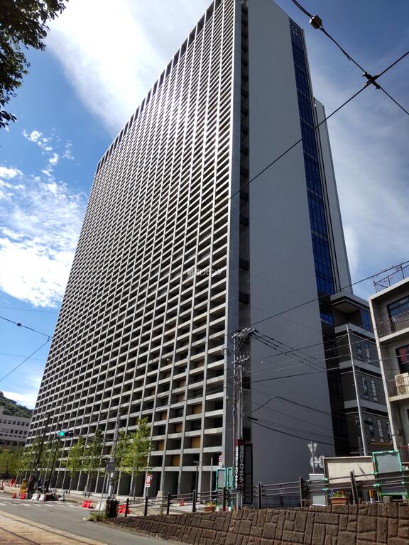役所　長崎市役所（役所）まで550m