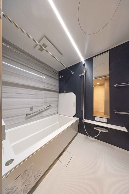 バス・シャワールーム　※写真は同タイプ住戸です。