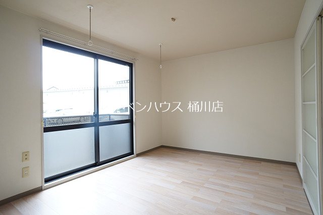 ハイホームオオノの居間写真