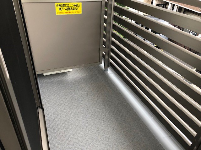 バルコニー