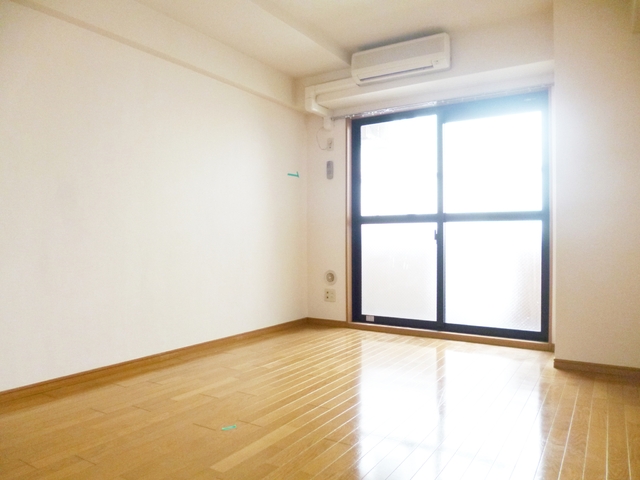 居室・リビング　陽当たり良好のお部屋です
