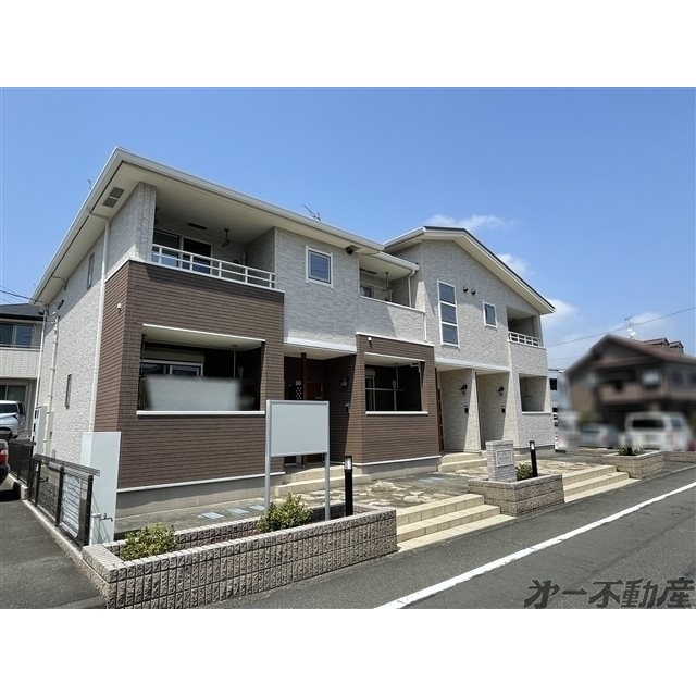 エントランス　建物外観