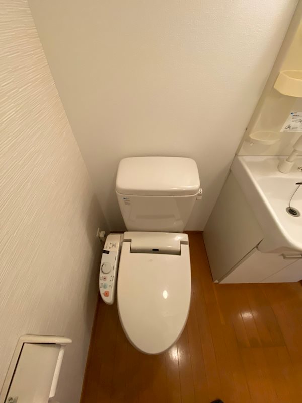 ＪＲ鹿児島本線 博多駅 徒歩5分 10階建 築22年のトイレ写真